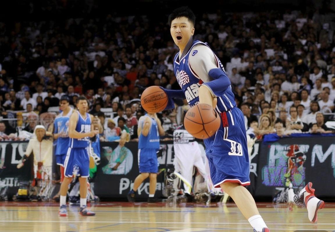 公牛队VS老鹰队：精彩对决回顾与篮球魅力解析